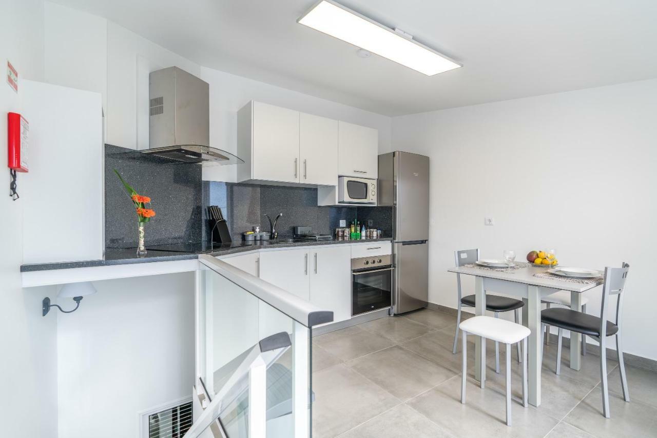 Casa Das Bonecas 2 # Private Garage Included # Paul do Mar  Buitenkant foto